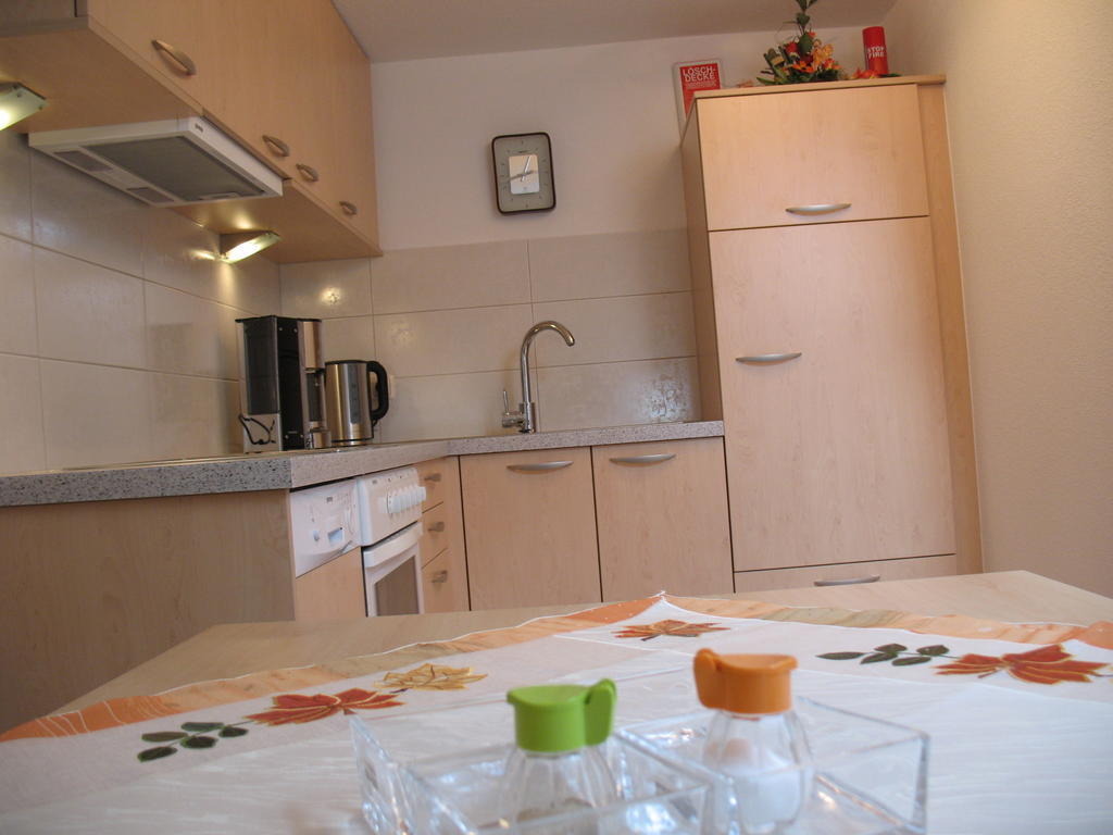 Gästehaus Luxner Strass im Zillertal Zimmer foto